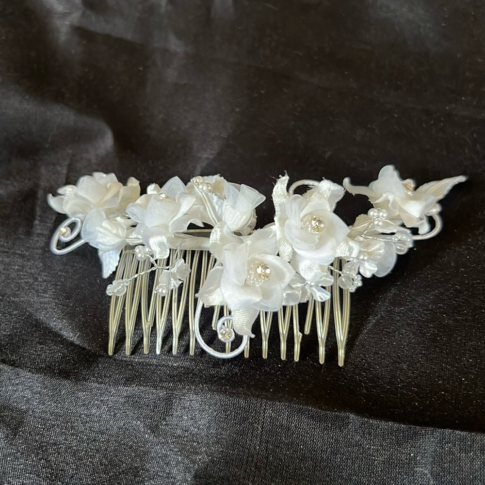 Wedding hair clip